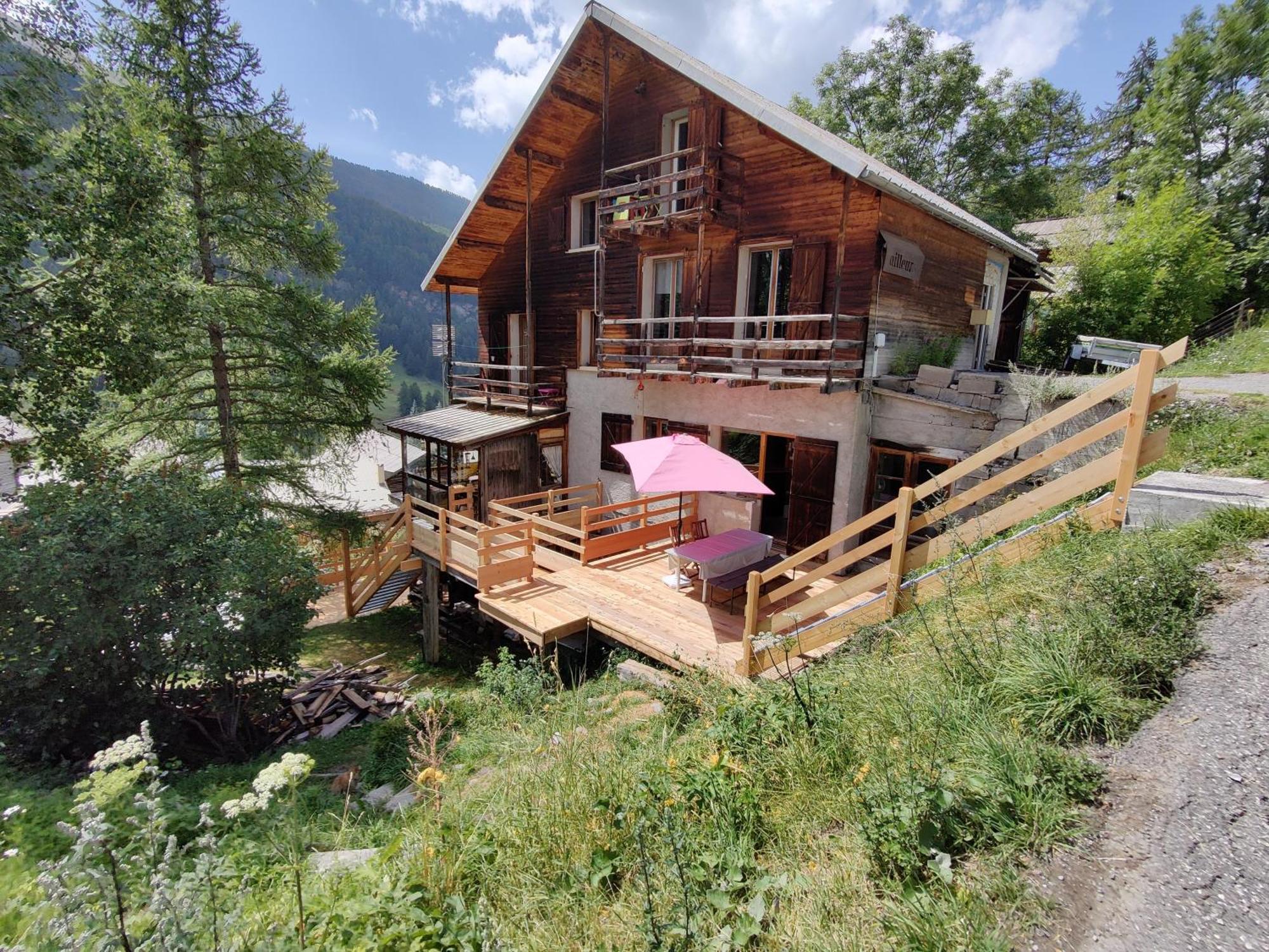 Chalet Ailleurs Appartement A Molines En Queyras Luaran gambar