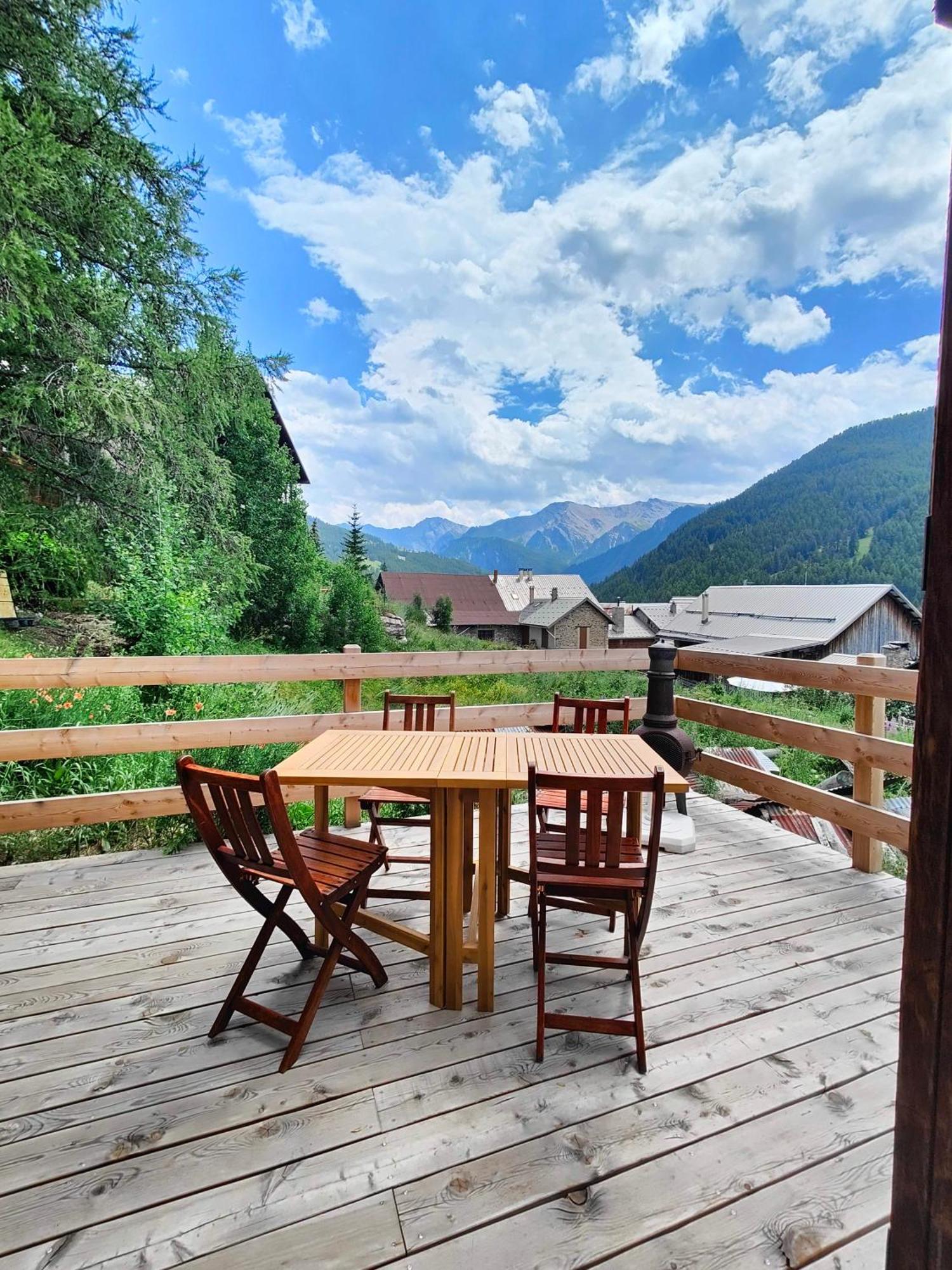 Chalet Ailleurs Appartement A Molines En Queyras Luaran gambar